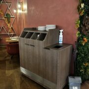 MODERN RESTAURANT SERVER STATION